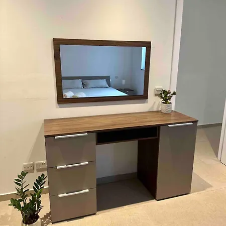 Brand New 2-bedroom - Excellent Location *