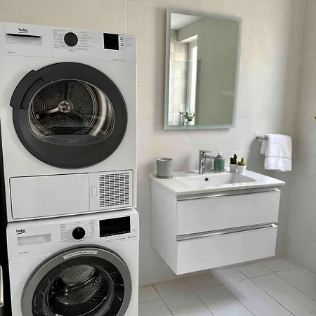 Brand New 2-bedroom - Excellent Location