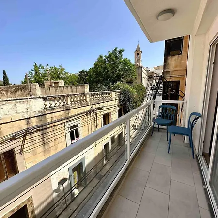 Brand New 2-bedroom - Excellent Location *