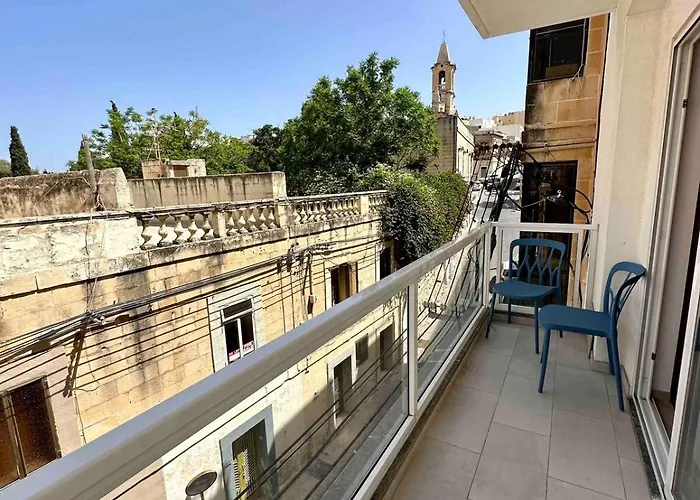 Brand New 2-bedroom - Excellent Location *