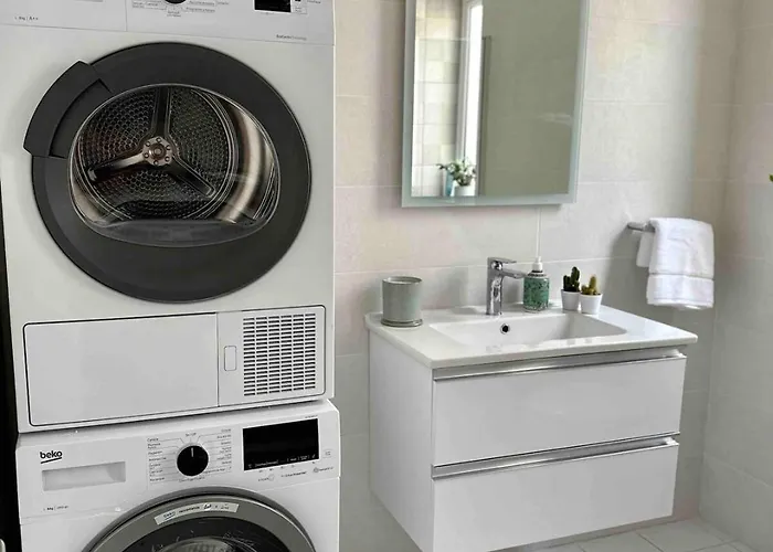 Brand New 2-bedroom - Excellent Location